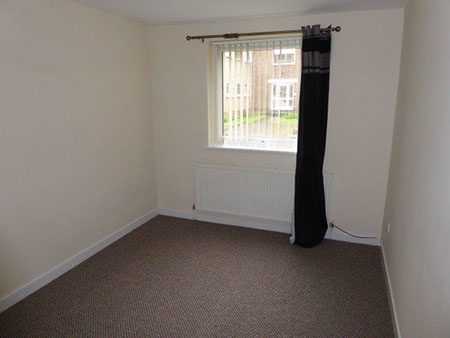 Lighthouse lettings image of St Aidan's Court - Bedroom 1 - Prenton, Birkenhead
