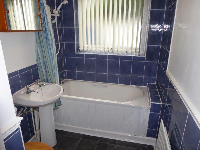 Lighthouse lettings image of St Aidan's Terrace Bathroom | Prenton, Birkenhead